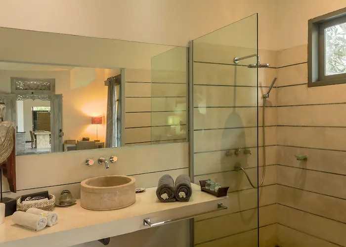 Indiana Kenanga Boutique & 4* Nusa Lembongan