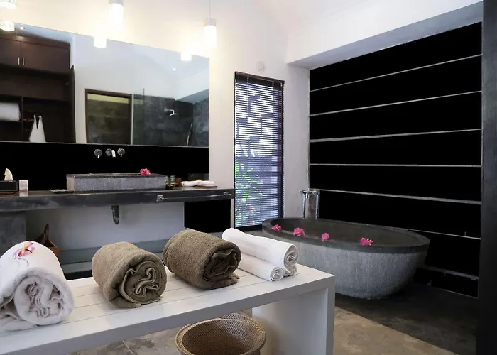 Indiana Kenanga Boutique & 4* Nusa Lembongan